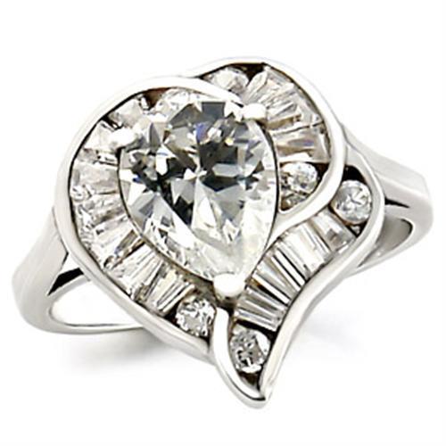 23529 - High-Polished 925 Sterling Silver Ring with AAA Grade CZ  in Clear - Joyeria Lady