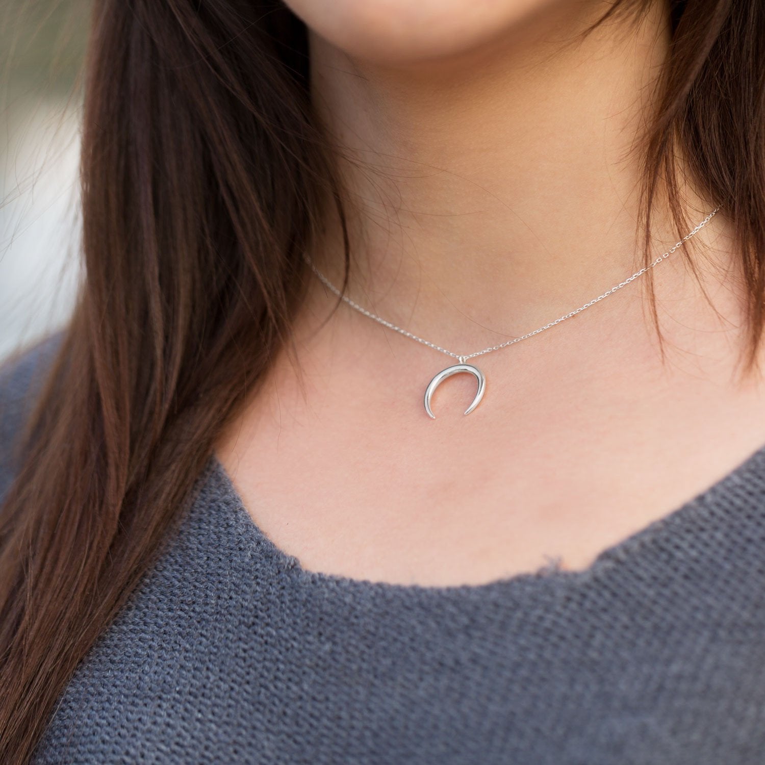 Sterling Silver Crescent Necklace - Joyeria Lady