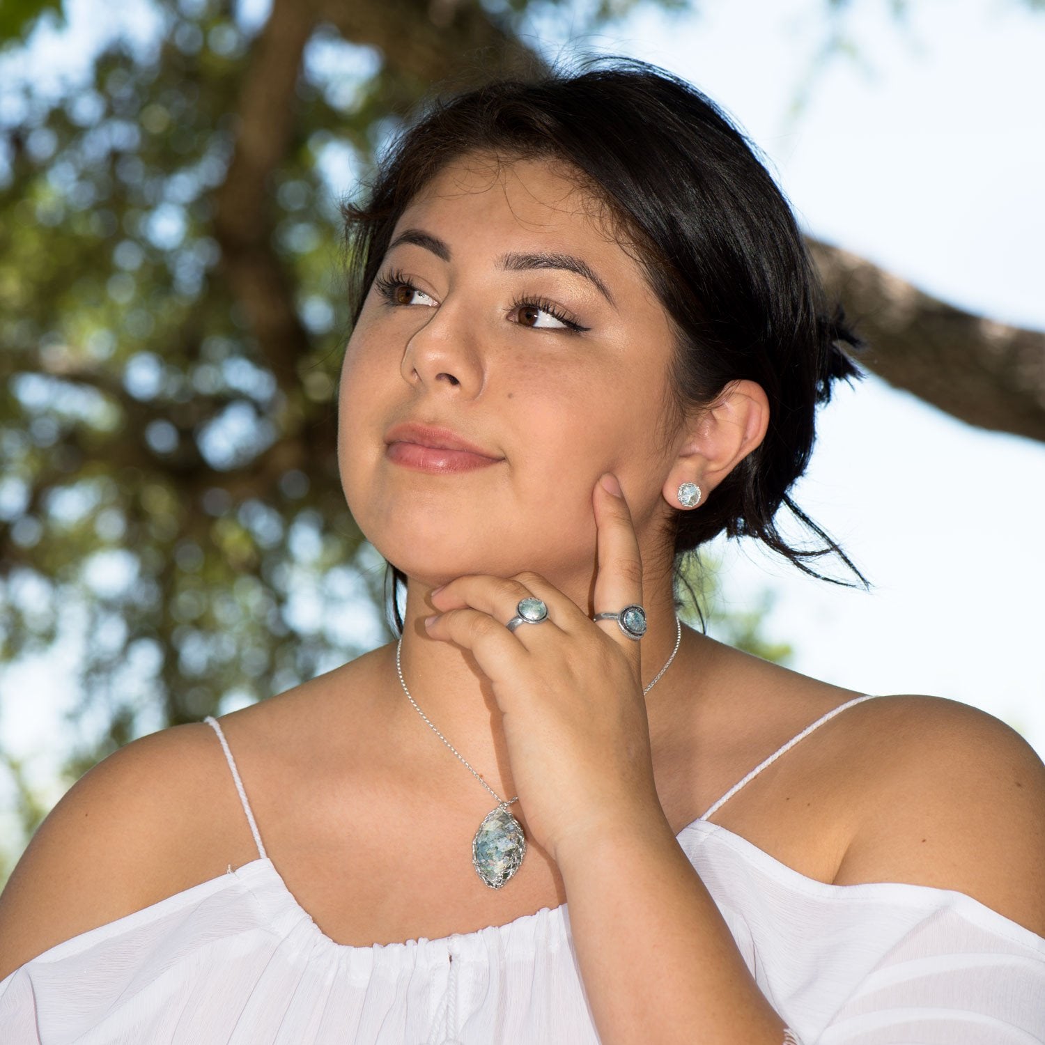 Ancient Roman Glass Marquise Necklace with Woven Wire Mesh - Joyeria Lady