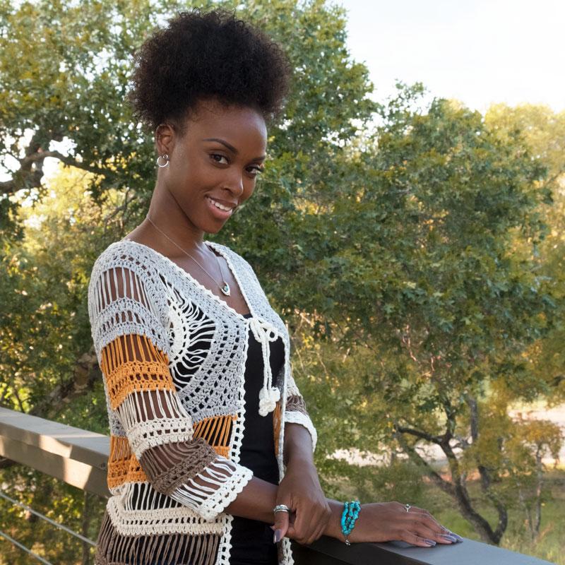 18" Oxidized Turquoise Crescent Necklace - Joyeria Lady