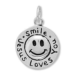 Smile Jesus Loves You Charm - Joyeria Lady