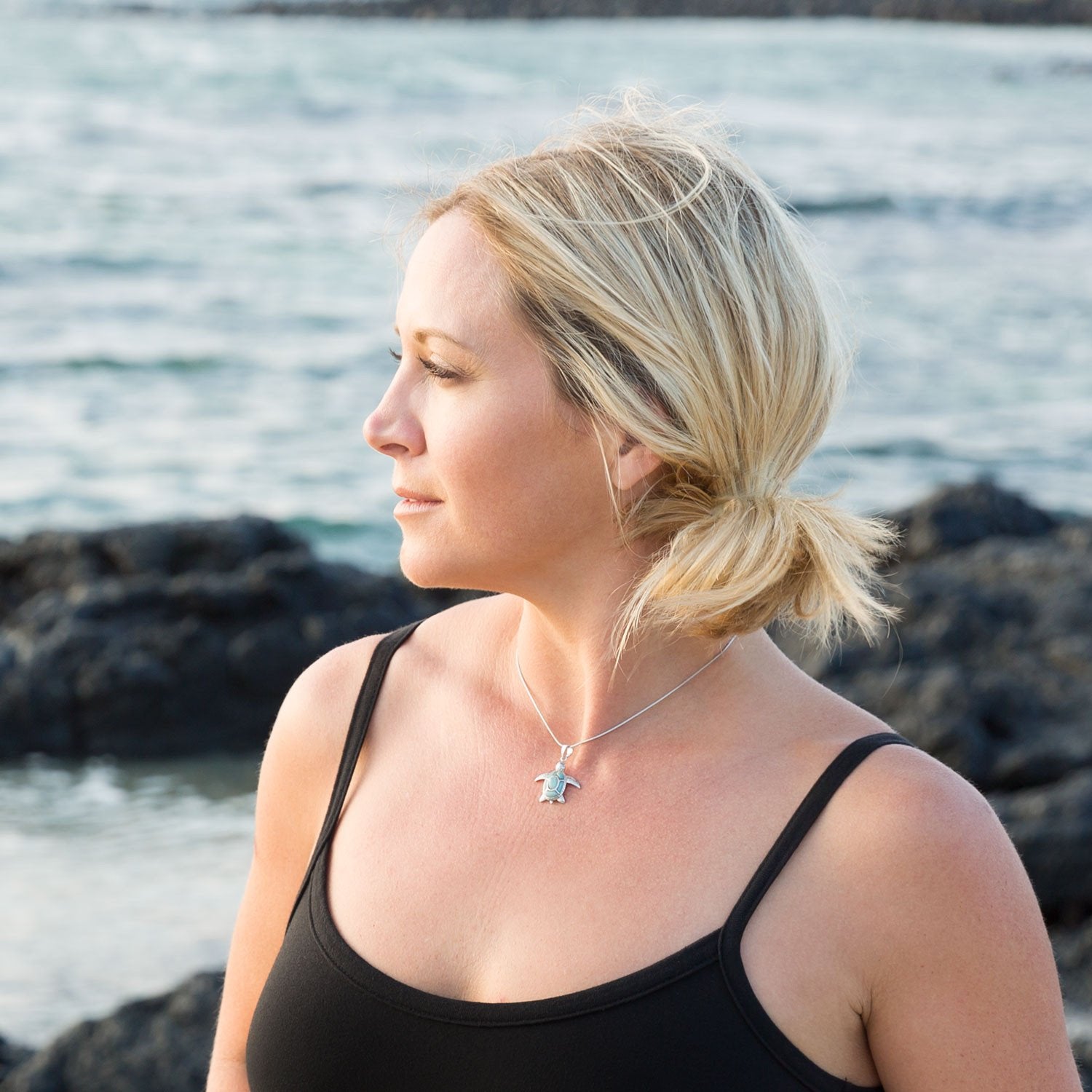 Larimar Turtle Pendant - Joyeria Lady