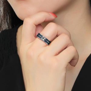 TK3292 High polished (no plating) Stainless Steel Ring with Top Grade Crystal in Black Diamond
